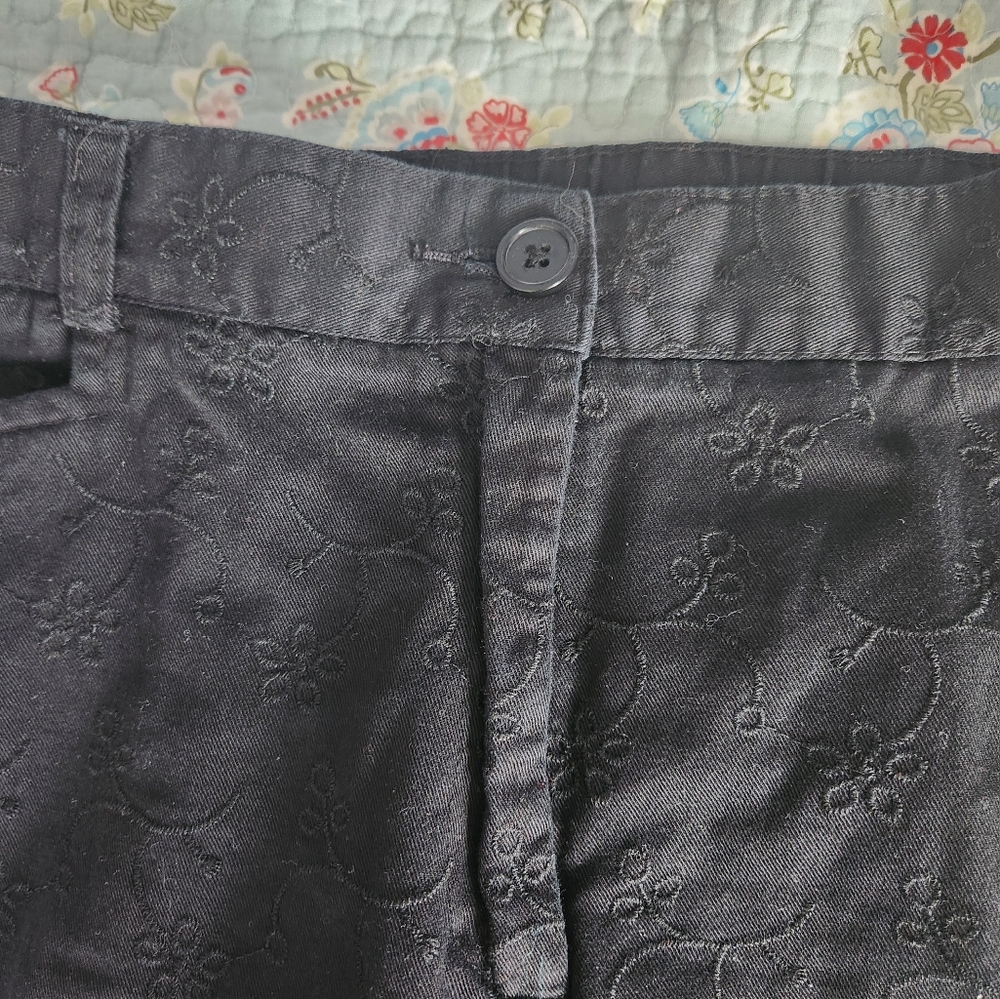 Women's capris